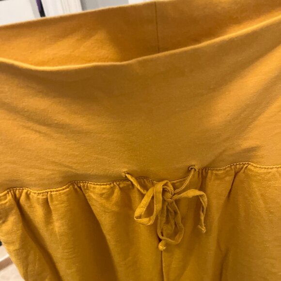 😍 3x $18 Clearance NWOT Old Navy Women's maternity Pants In Linen Blend. Size M - Picture 1 of 9